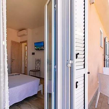 Bed and Breakfast Tramonto Sul Mare 4*